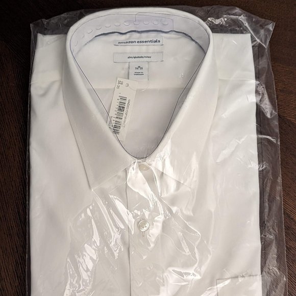 [NEW] Amazon Essentials Men's Slim-Fit Wrinkle-Resistant Long-Sleeve Dress Shirt - Picture 1 of 1